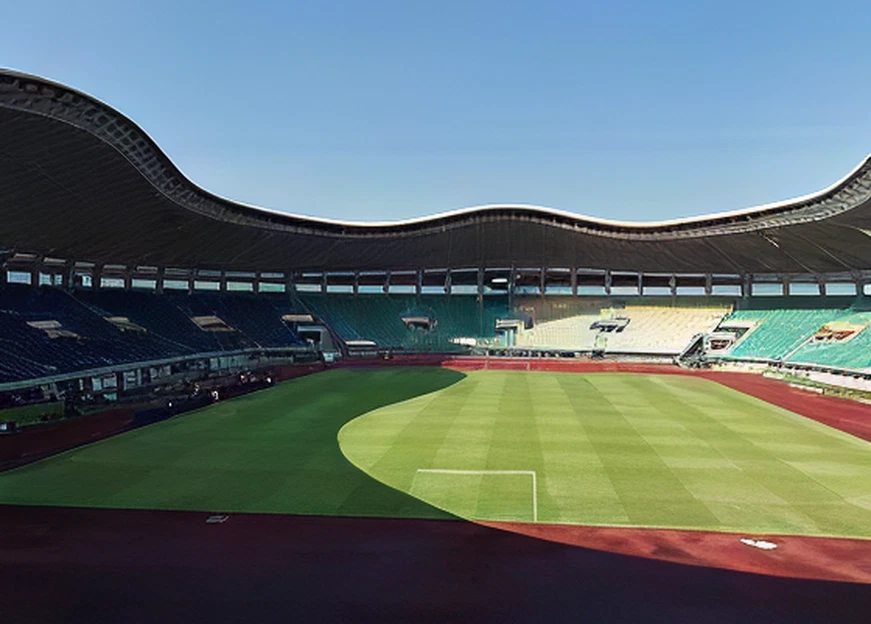 Stadion Patriot Candrabhaga